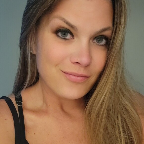 angelapetrowski
